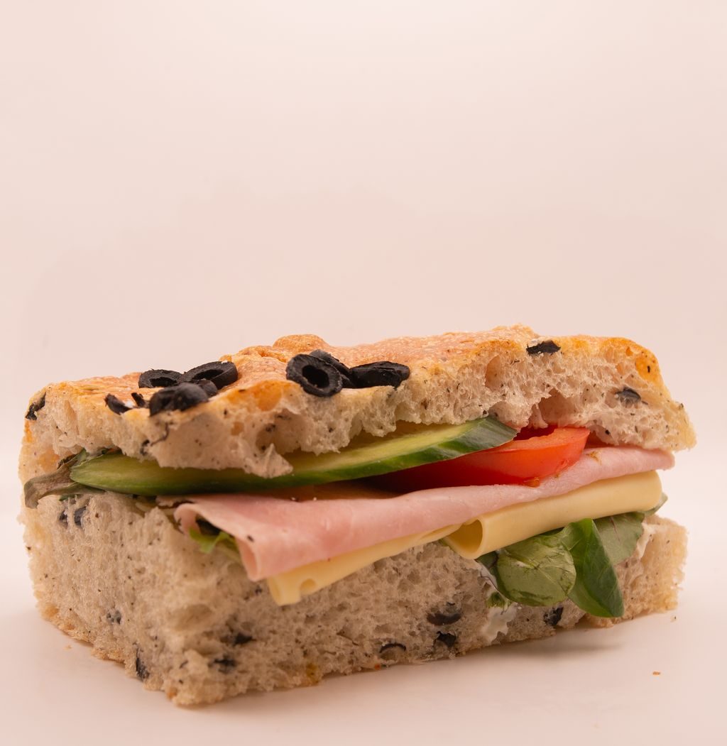 Focaccia, Ost og skinke